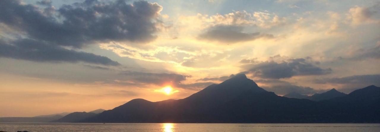 Hotel Zanetti Torri Del Benaco Dış mekan fotoğraf