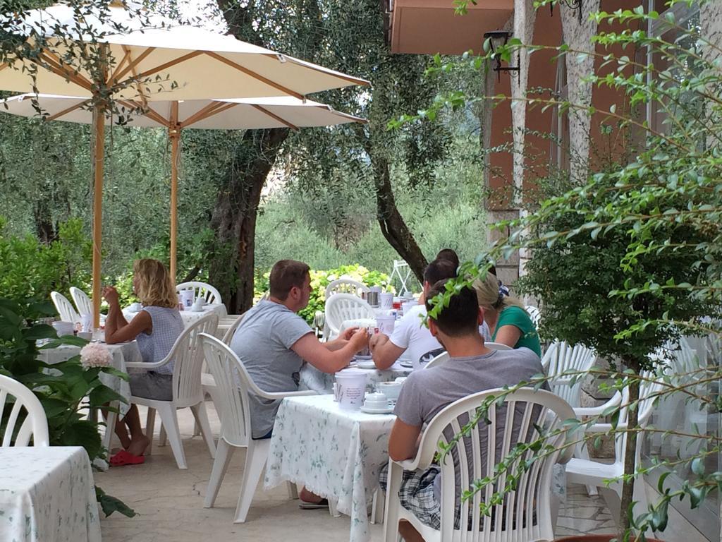 Hotel Zanetti Torri Del Benaco Dış mekan fotoğraf