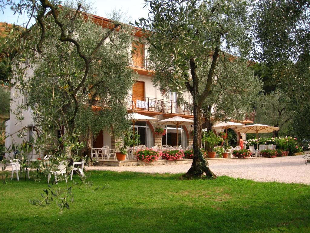 Hotel Zanetti Torri Del Benaco Dış mekan fotoğraf